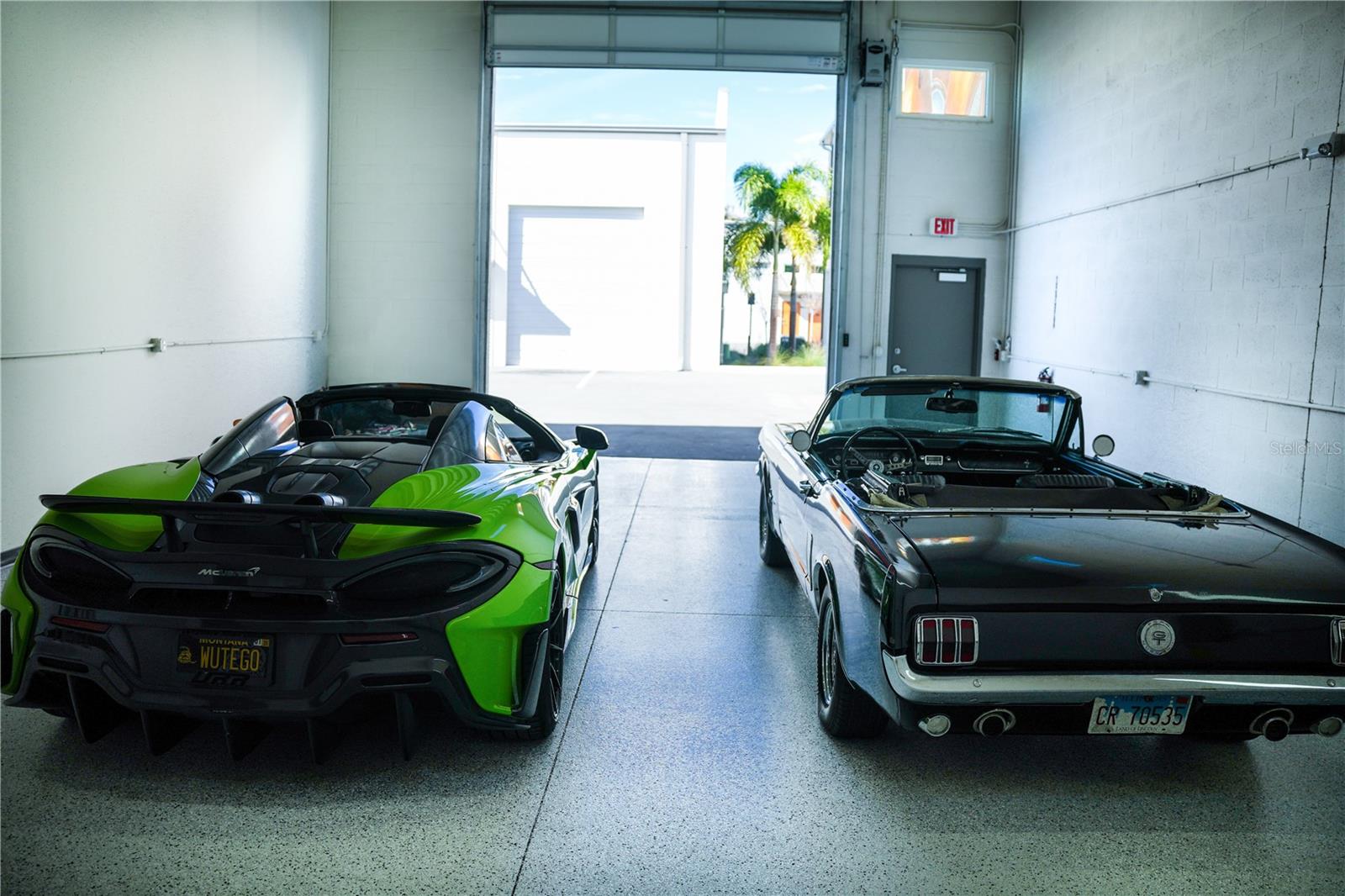 MOTOCAVE A NON-RESIDENTIAL CONDO - Commercial Sale