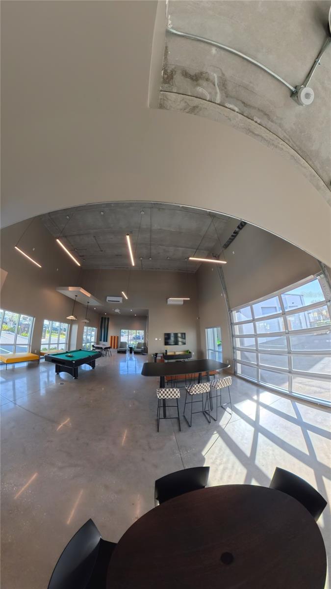 MOTOCAVE A NON-RESIDENTIAL CONDO - Commercial Sale