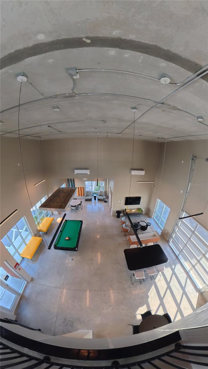 MOTOCAVE A NON-RESIDENTIAL CONDO - Commercial Sale