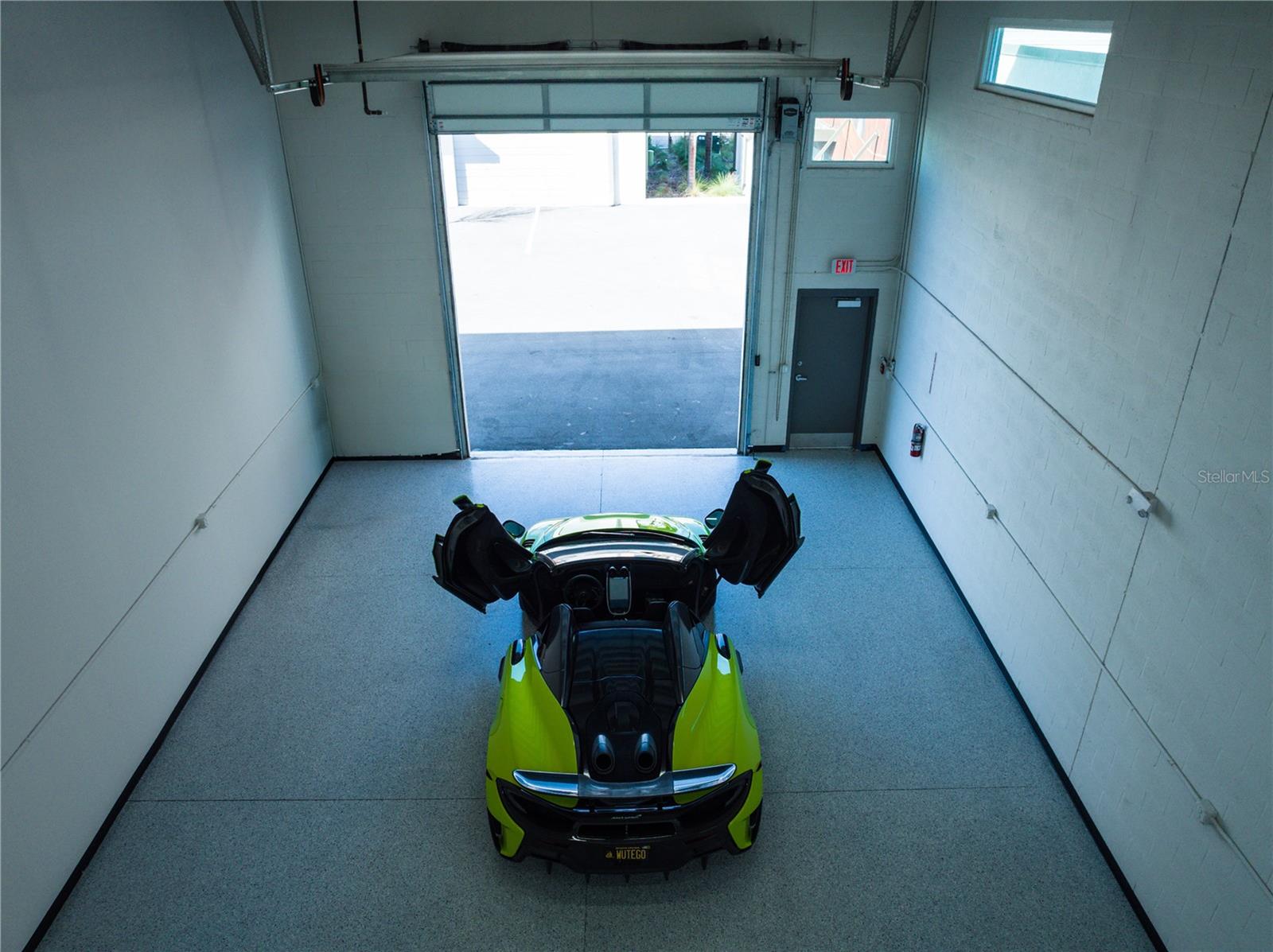 MOTOCAVE A NON-RESIDENTIAL CONDO - Commercial Sale