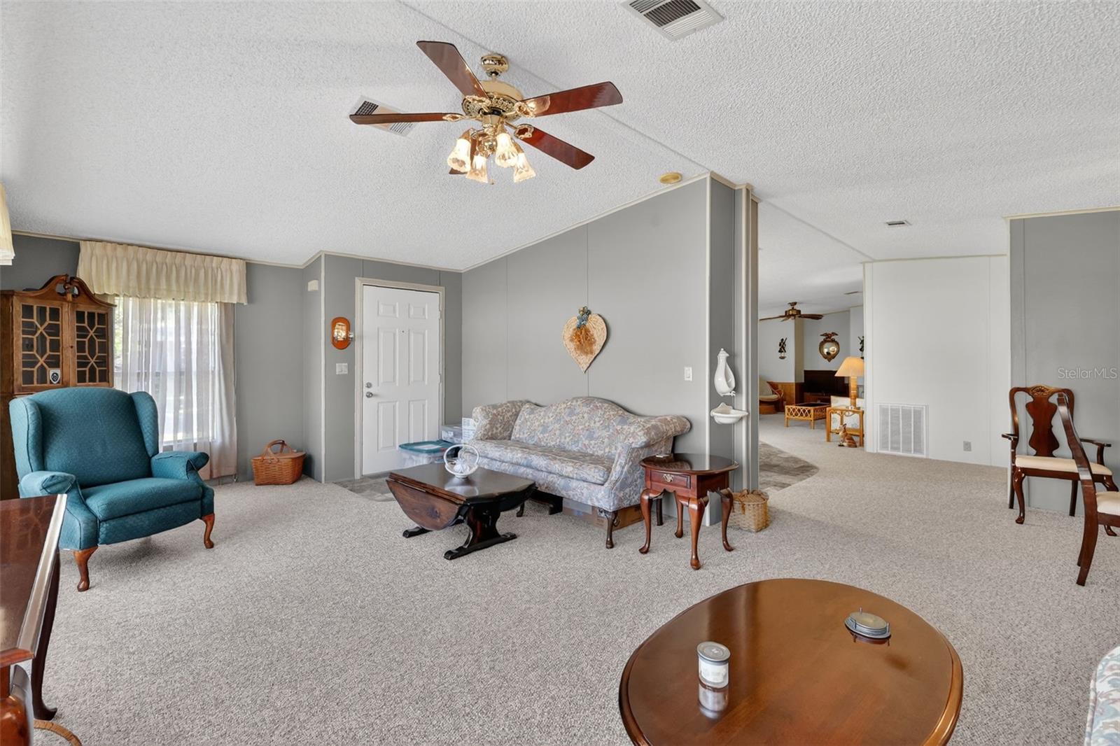 TAVARES FOX RUN MOBILE HOME - Residential