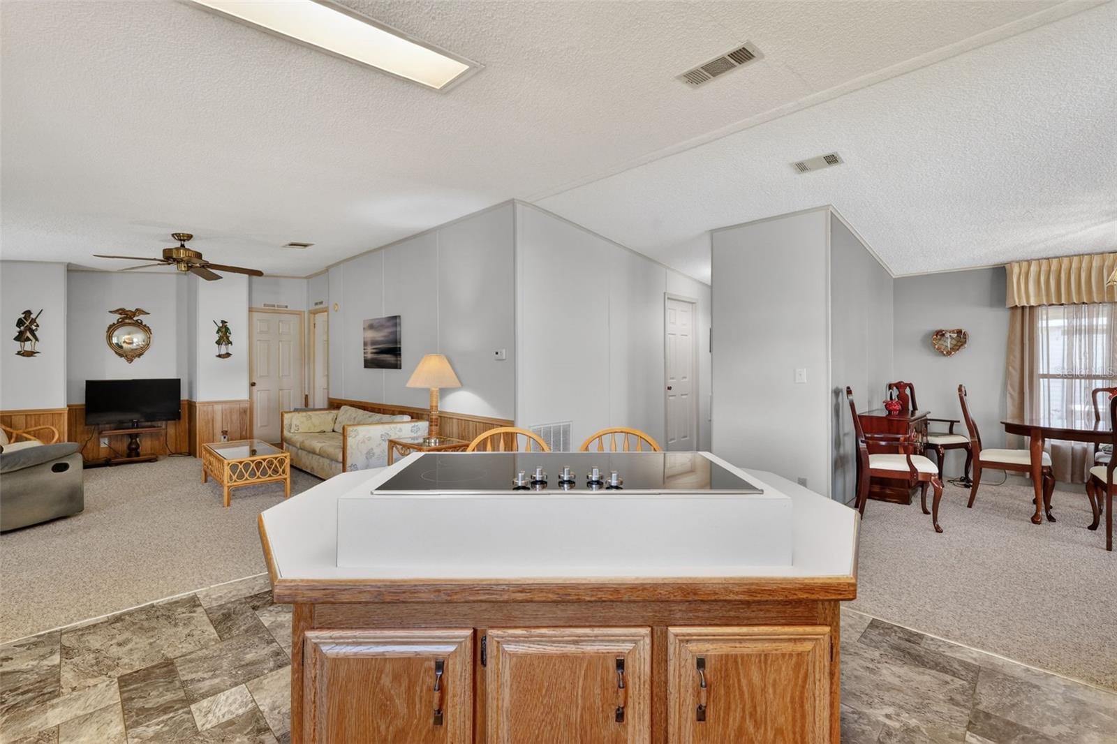 TAVARES FOX RUN MOBILE HOME - Residential