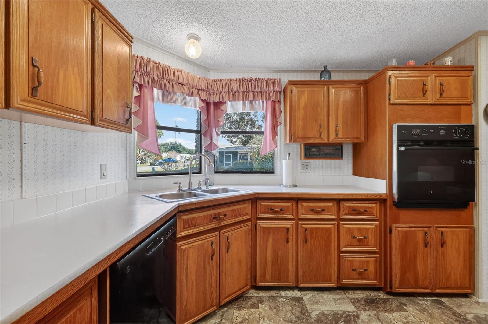 TAVARES FOX RUN MOBILE HOME - Residential