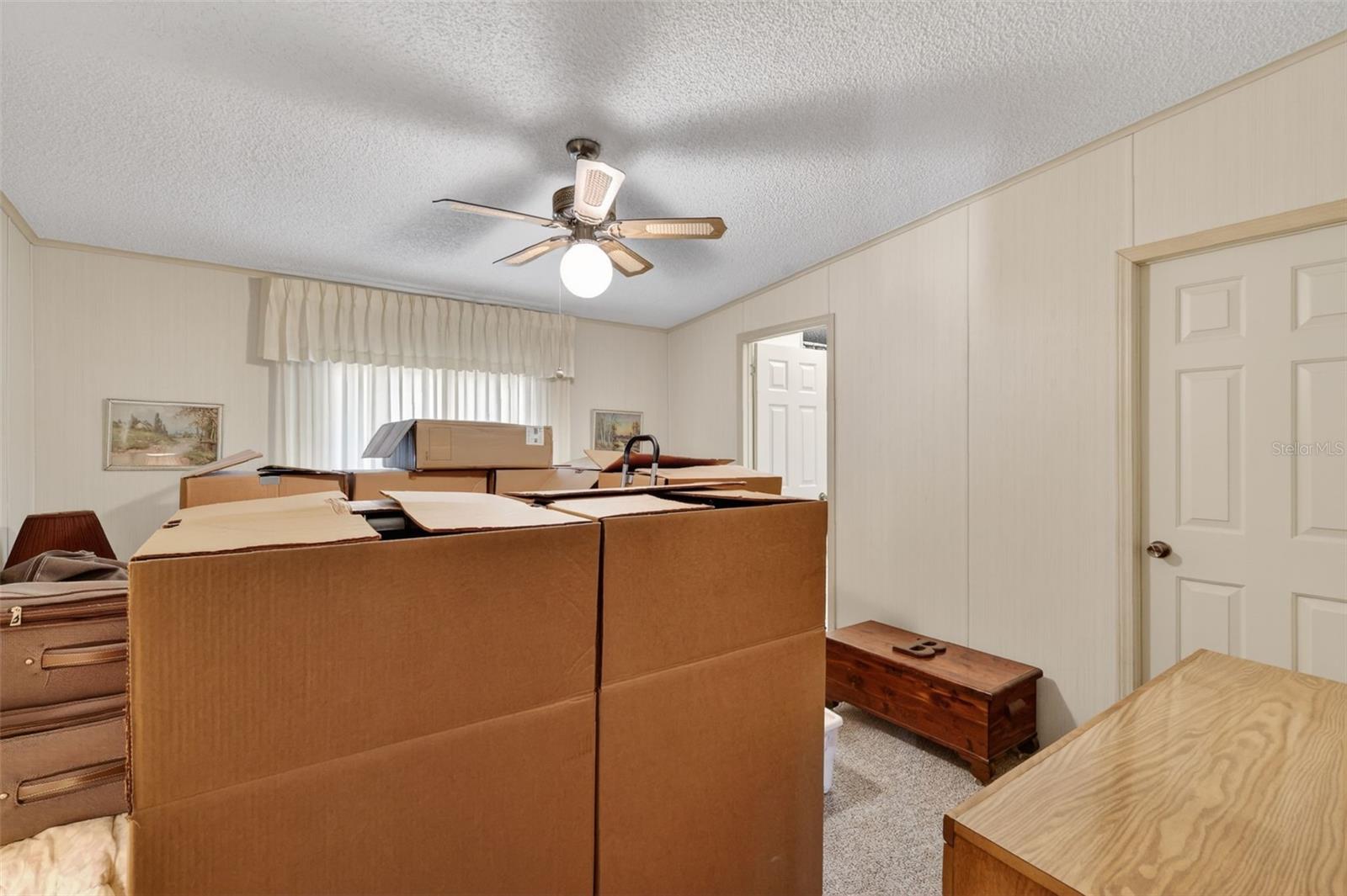 TAVARES FOX RUN MOBILE HOME - Residential