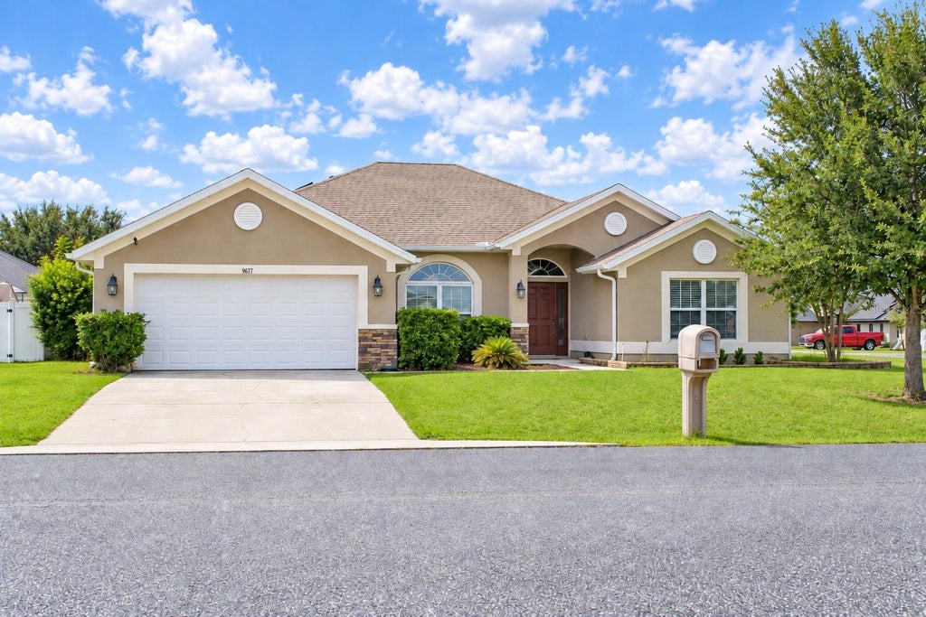Photo of 9677 SW 56th Circle, Ocala, FL 34476 (MLS # O6438067)