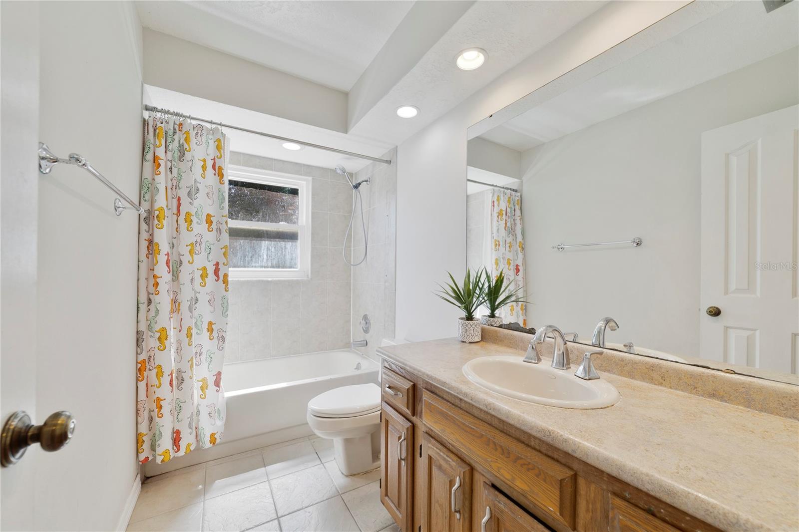 WILLOW RUN - Residential