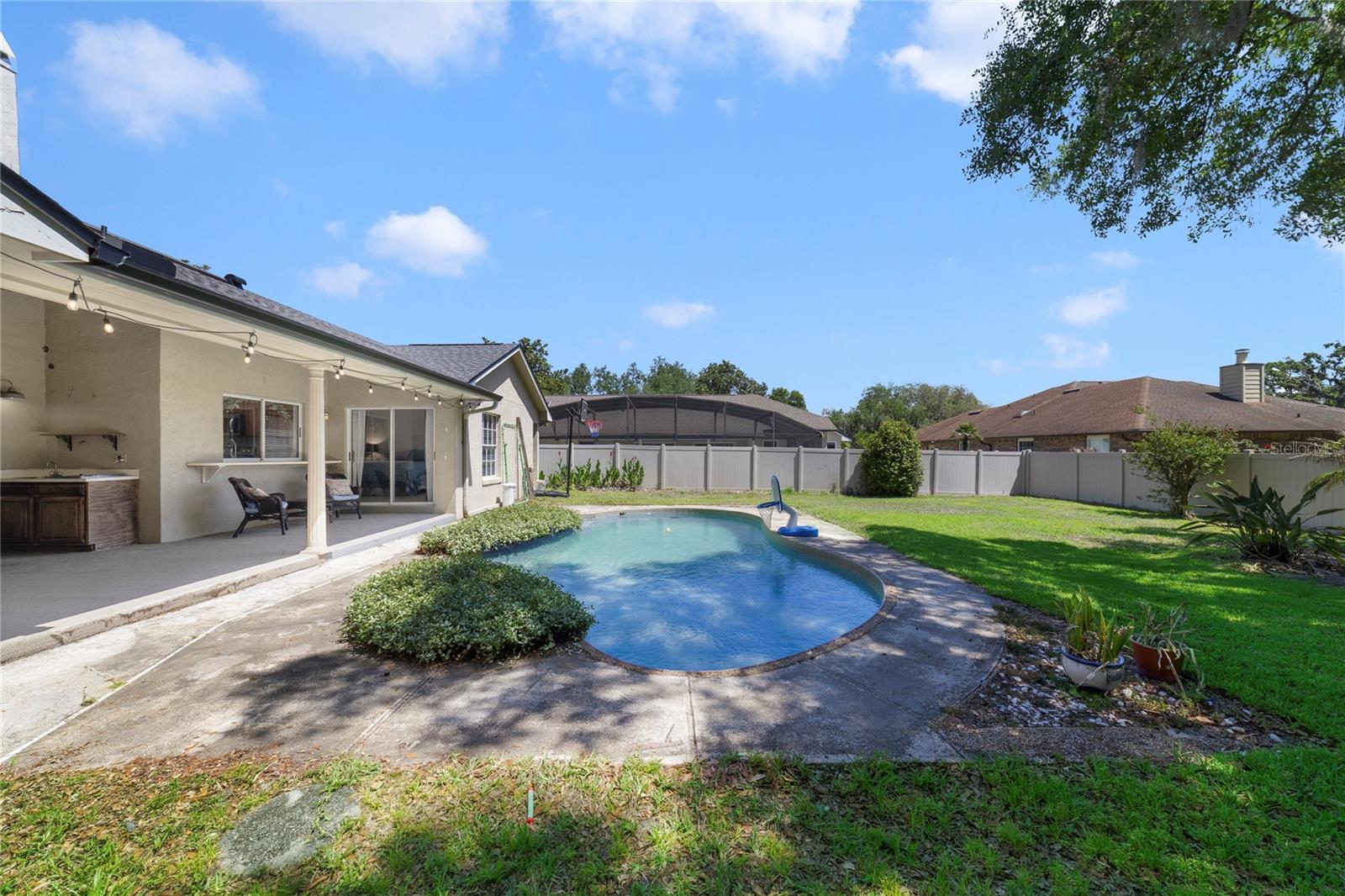 WILLOW RUN - Residential