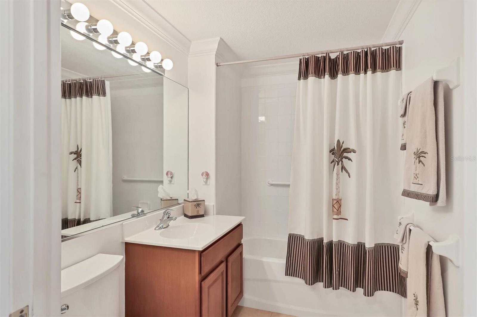 ARIELLE ON PALMER RANCH SEC 1 - Residential