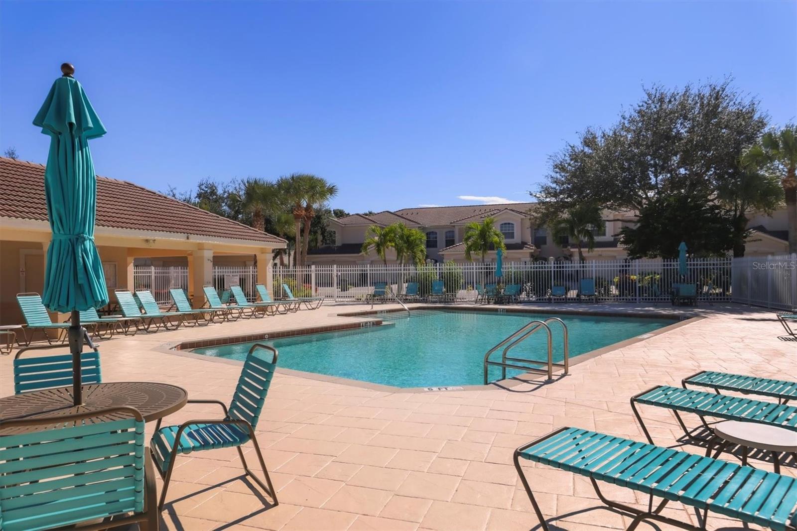 ARIELLE ON PALMER RANCH SEC 1 - Residential