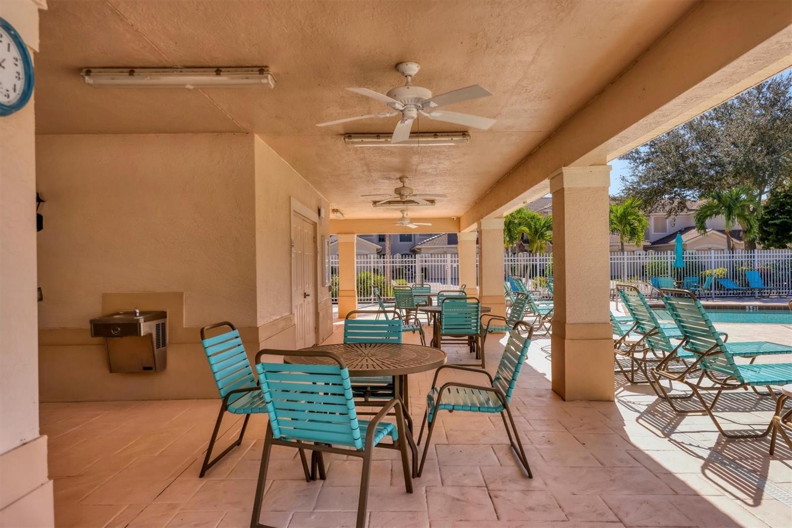 ARIELLE ON PALMER RANCH SEC 1 - Residential