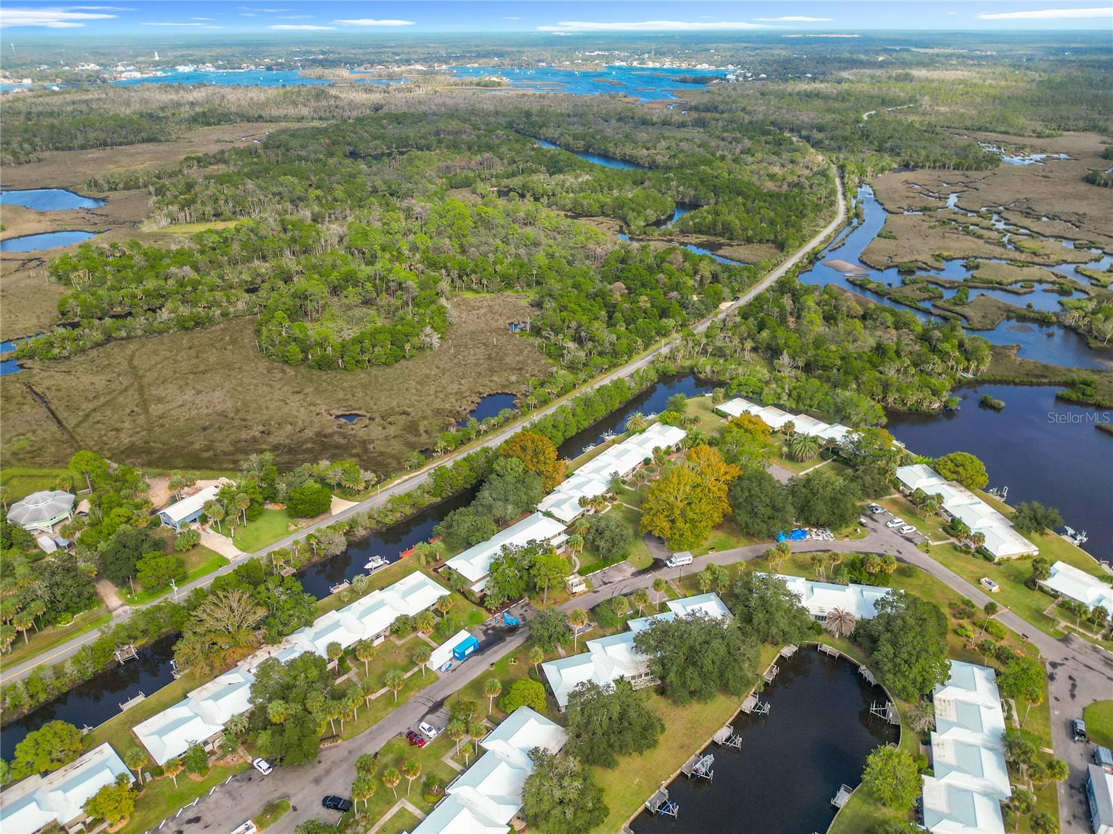 THE BAY VILLAS - Residential