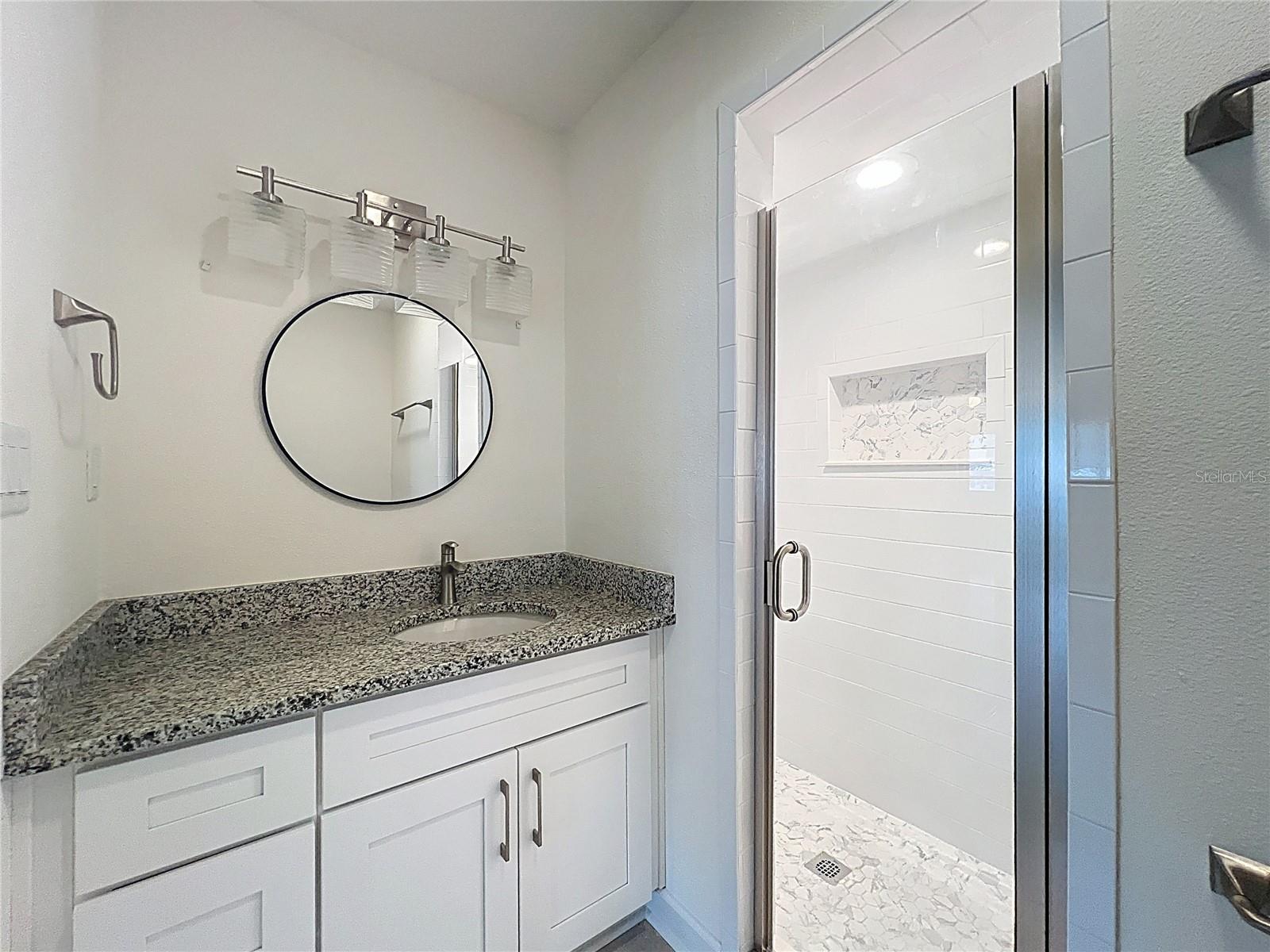 THE BAY VILLAS - Residential