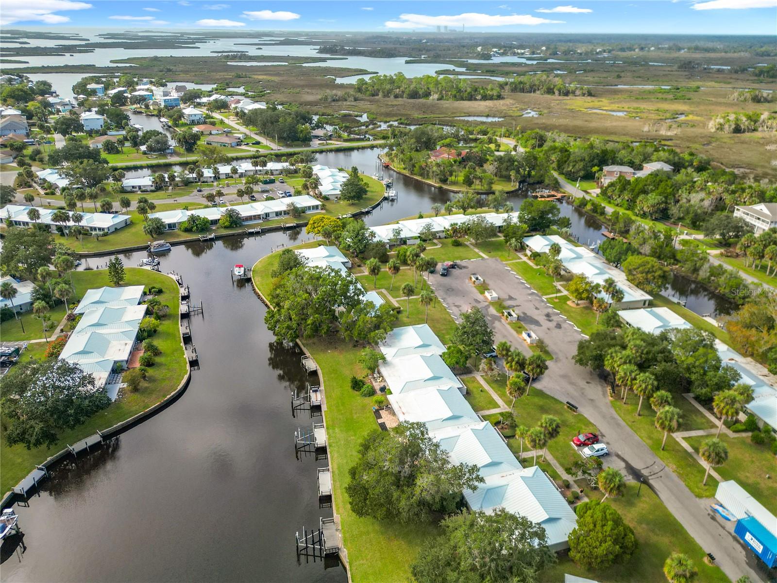 THE BAY VILLAS - Residential