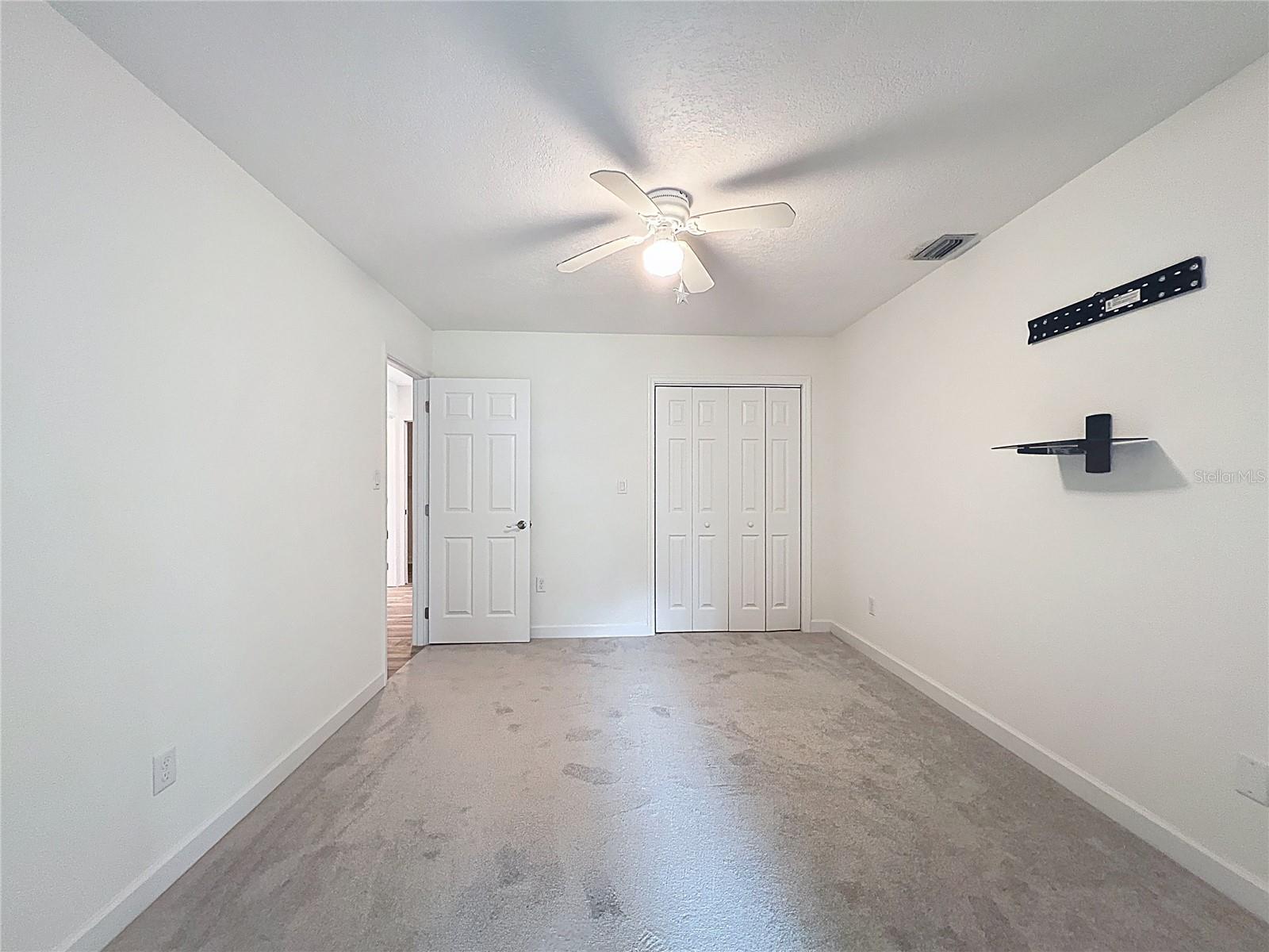 THE BAY VILLAS - Residential