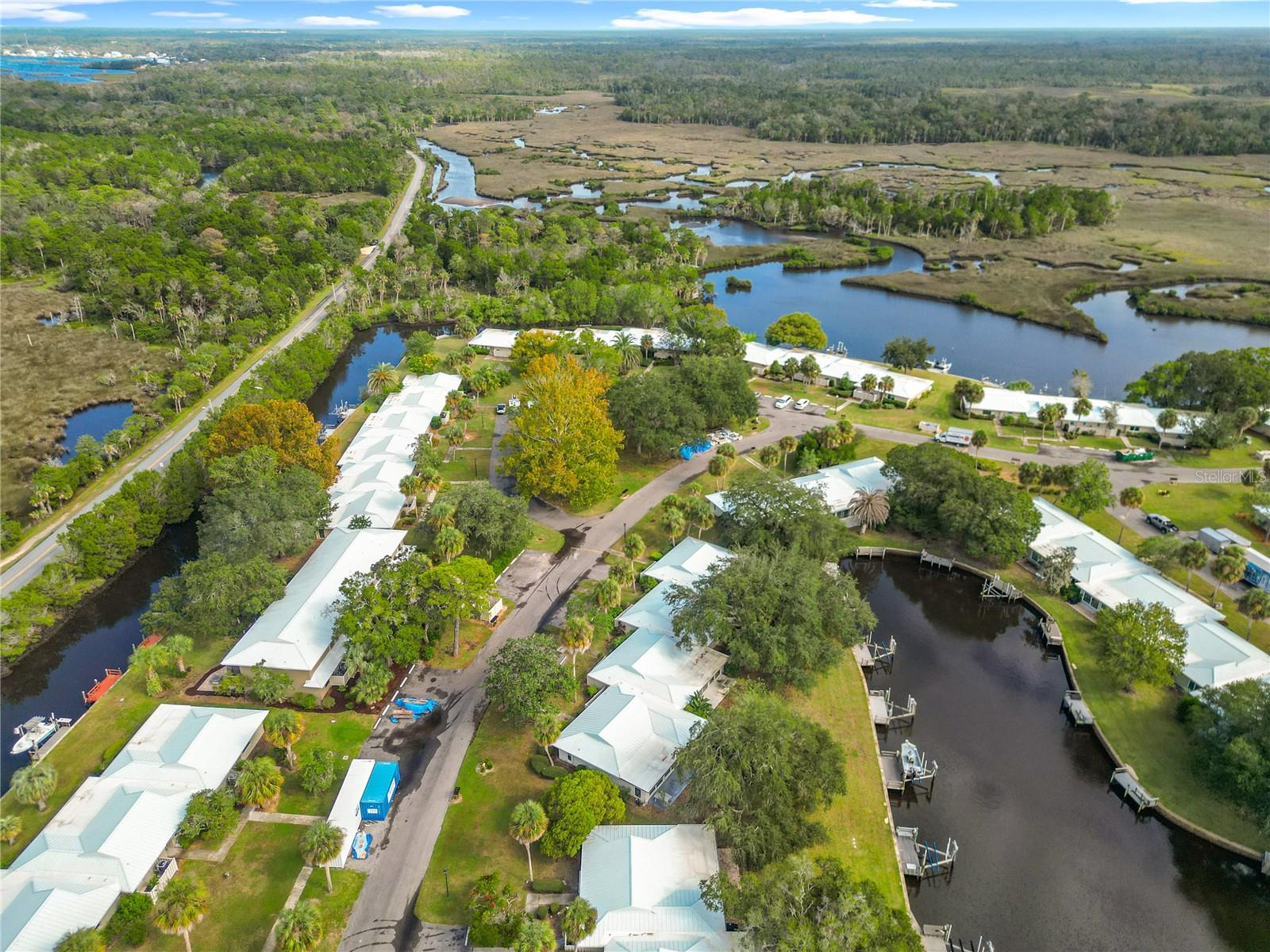 THE BAY VILLAS - Residential