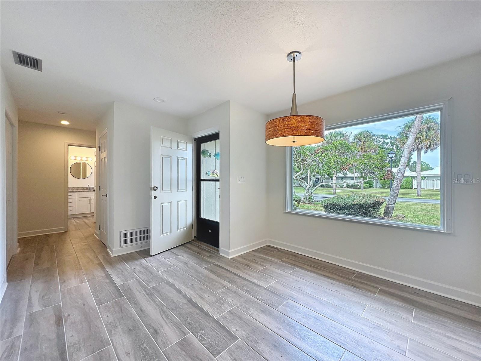 THE BAY VILLAS - Residential