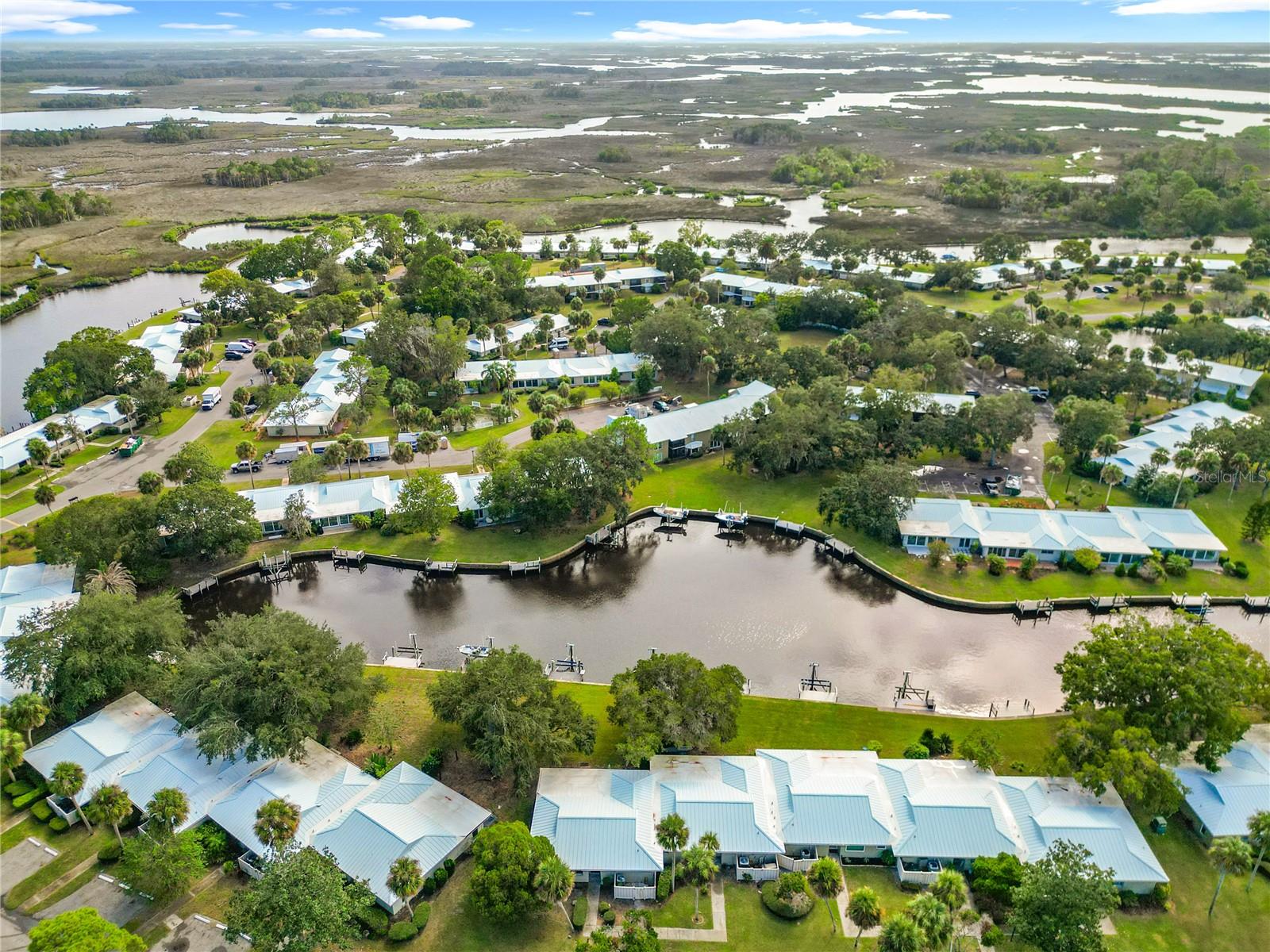 THE BAY VILLAS - Residential