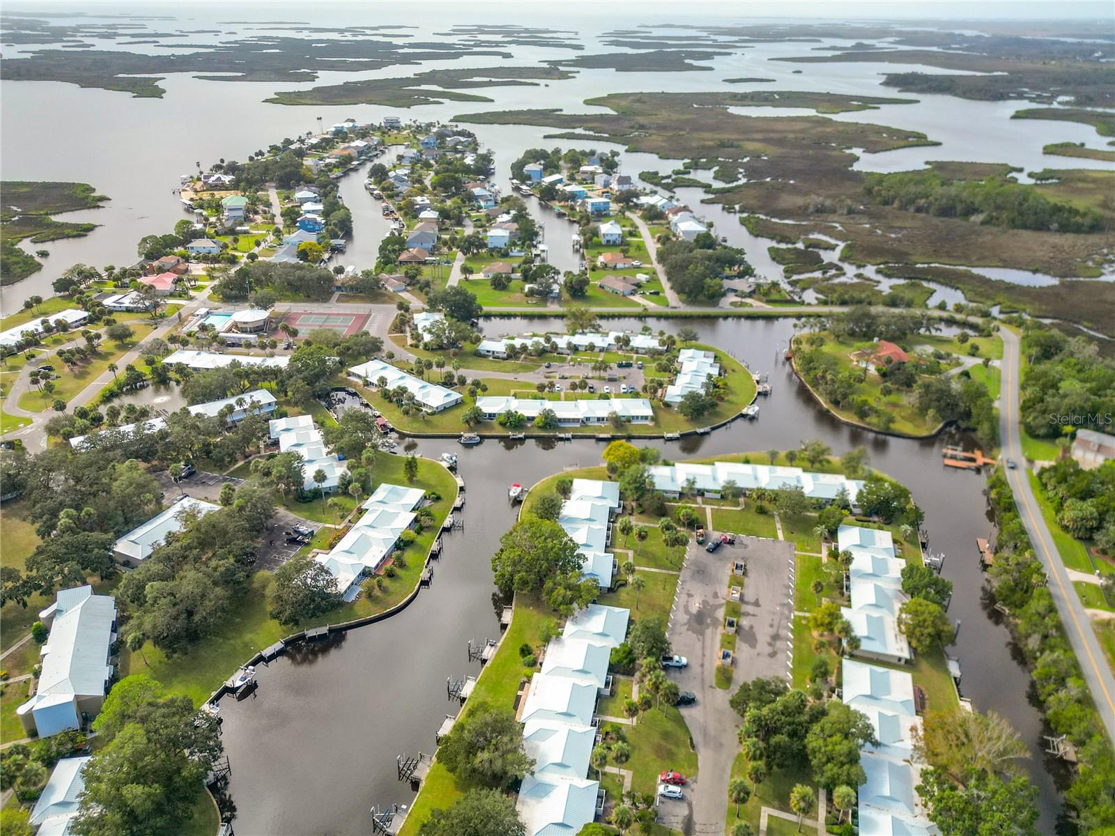 THE BAY VILLAS - Residential