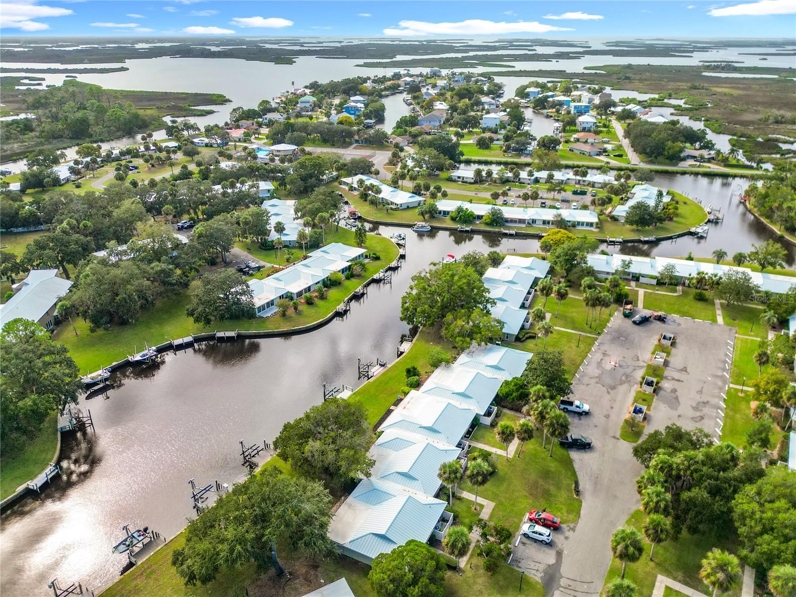 THE BAY VILLAS - Residential