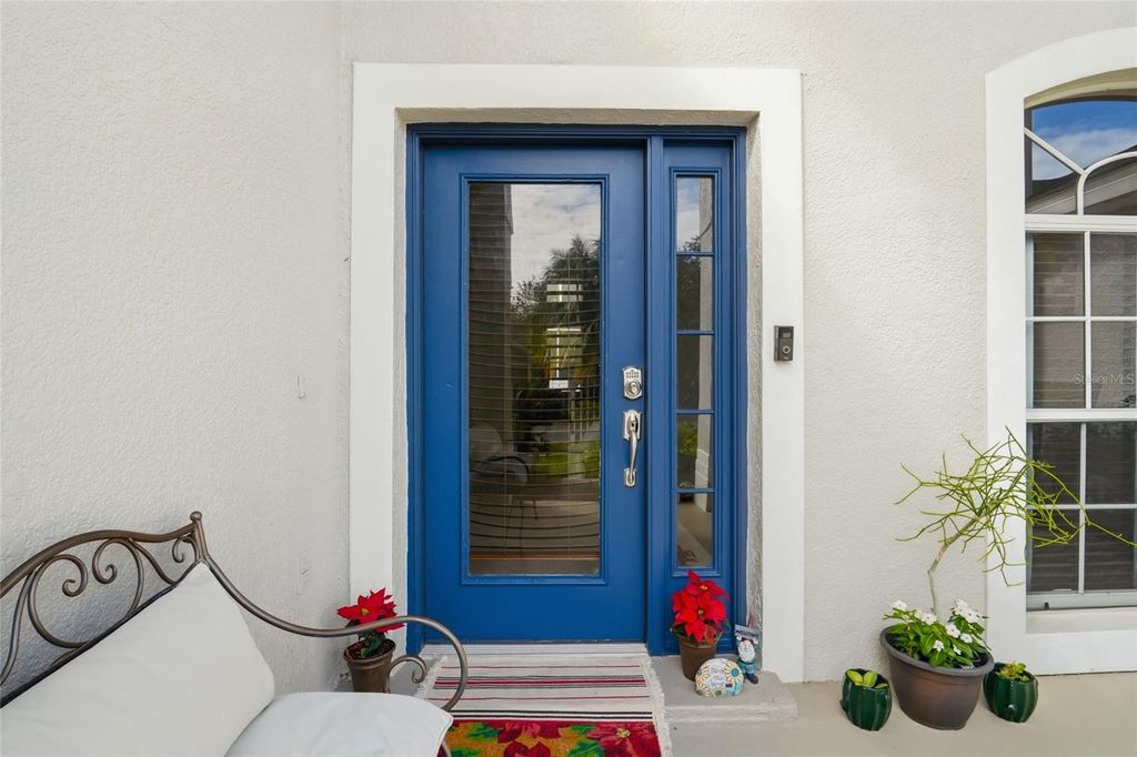 Photo of 930 Oak Chase Drive, Orlando, FL 32828 (MLS # O6357969)