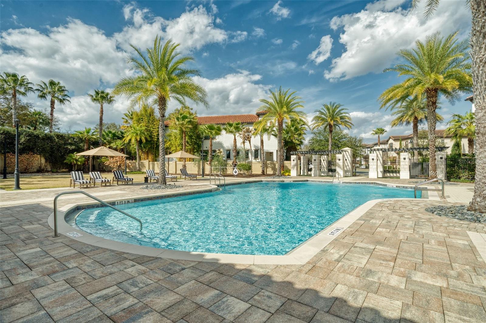 DELLAGIO - Residential