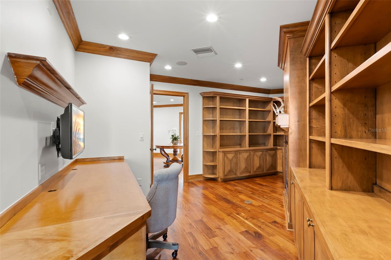 CLOISTER OF BEACH DRIVE CONDO - Residential