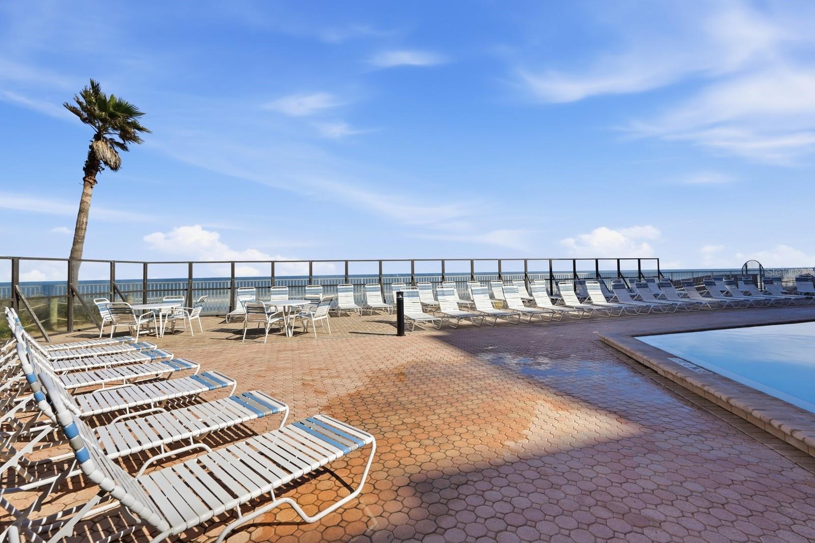 SUNRISE CONDO - Residential