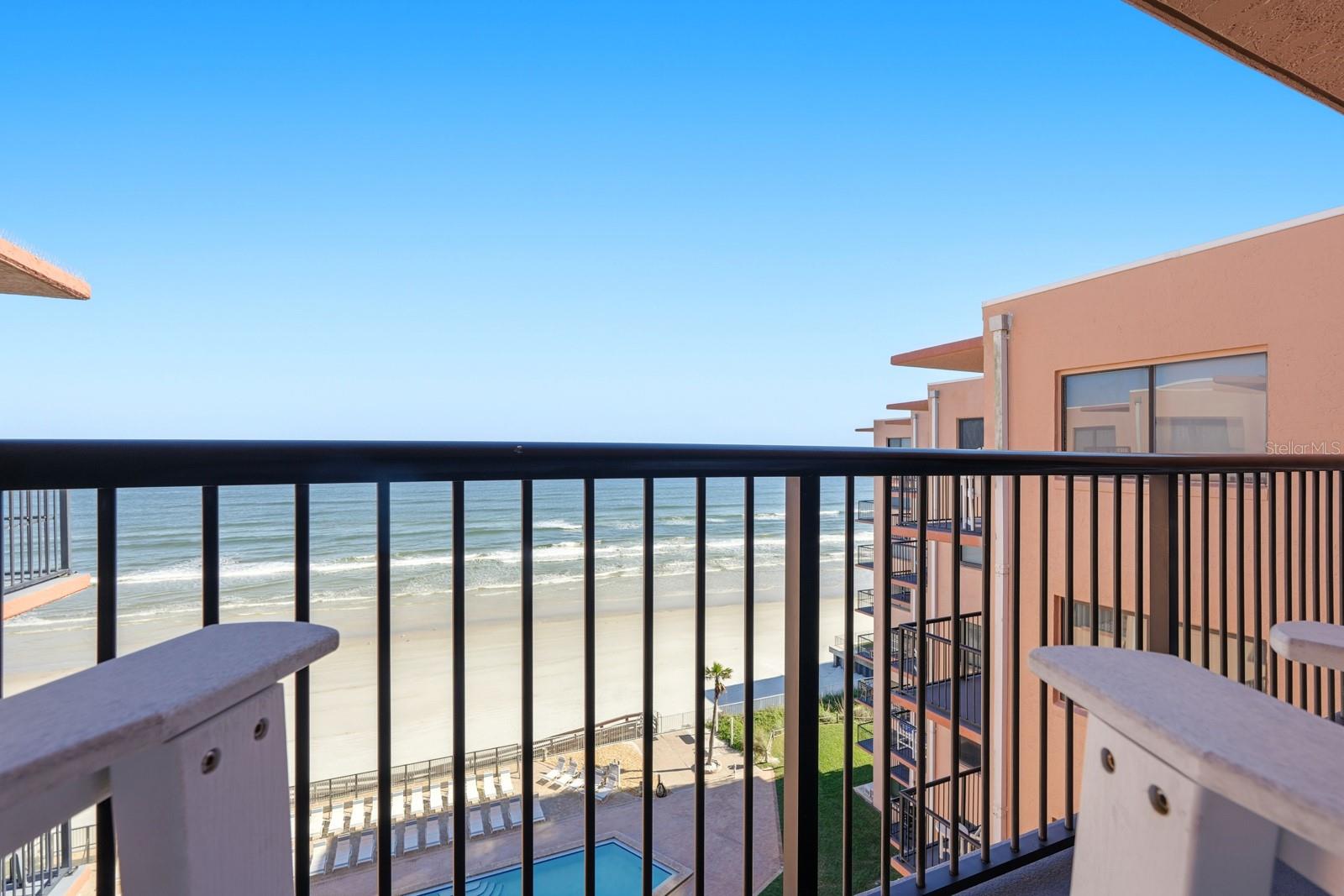 SUNRISE CONDO - Residential