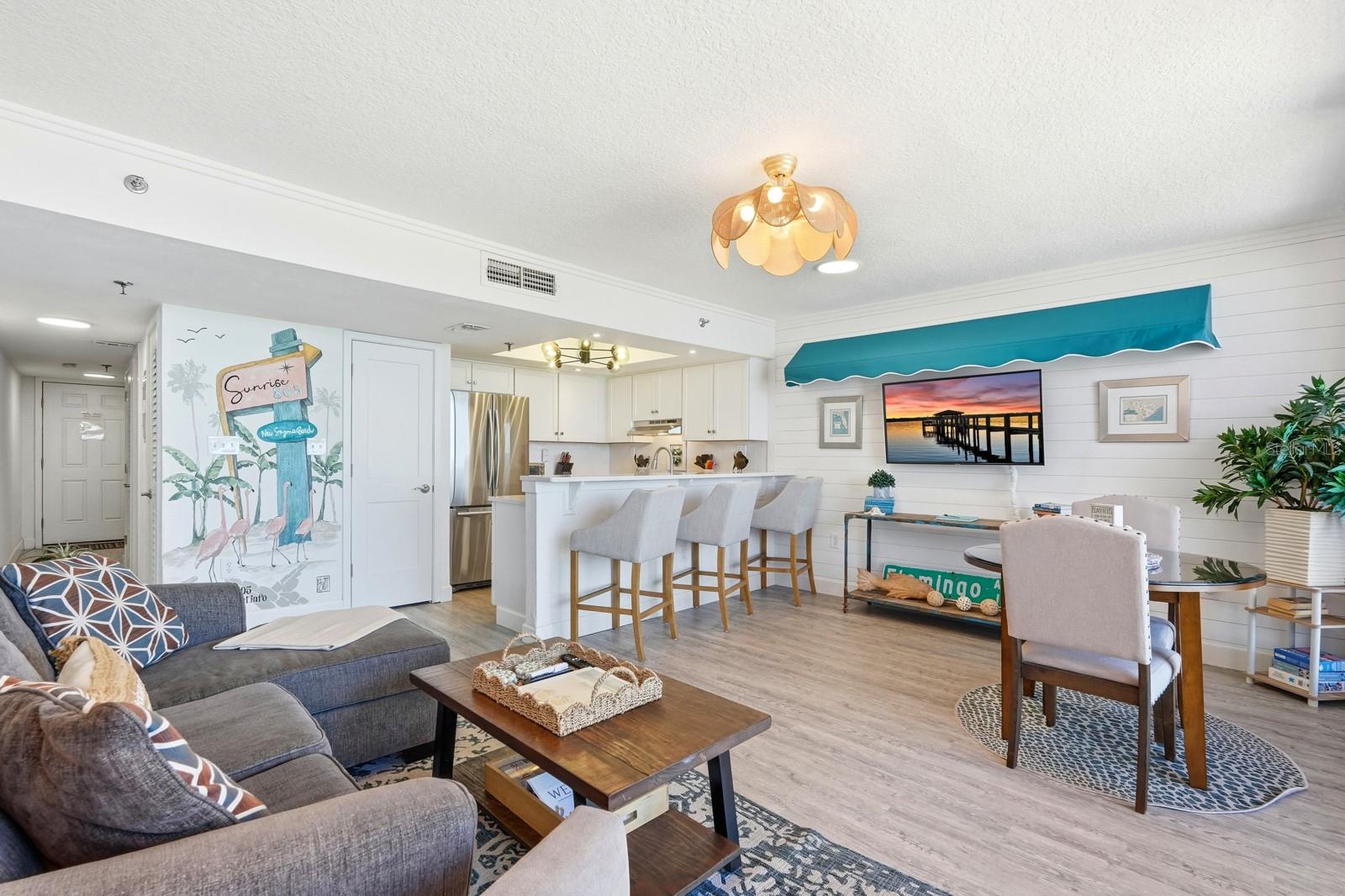 SUNRISE CONDO - Residential