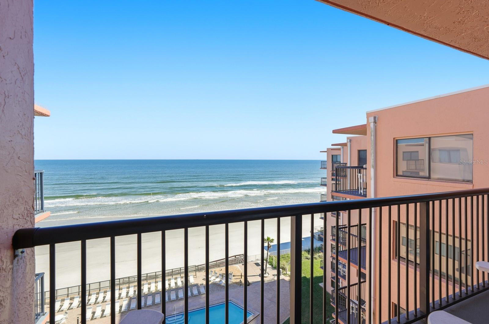 SUNRISE CONDO - Residential