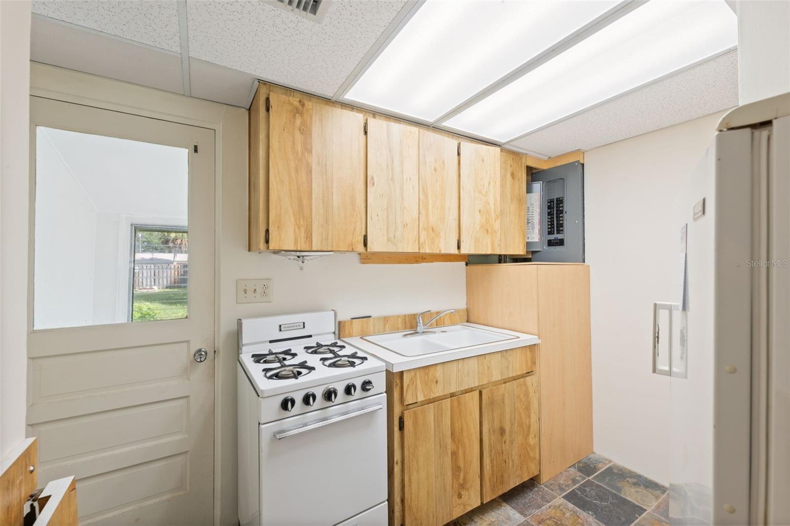 NEW PORT RICHEY CITY - Residential