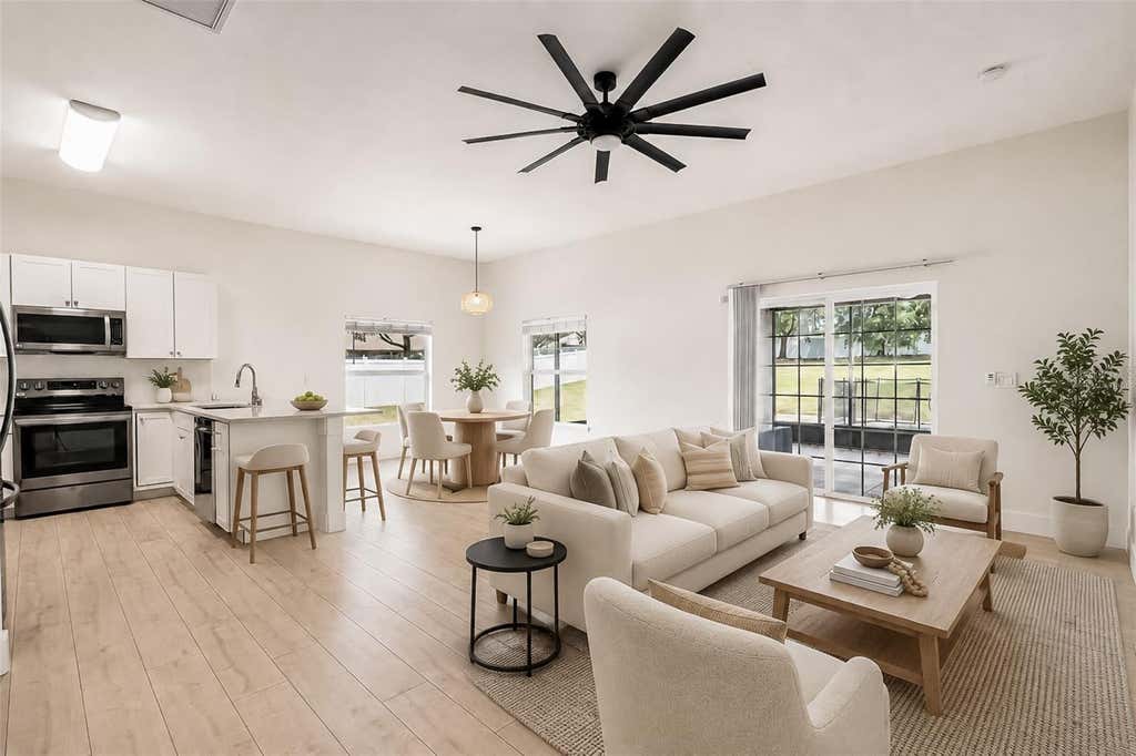 Photo of 10105 Lenox Street, Clermont, FL 34711 (MLS # G5116662)