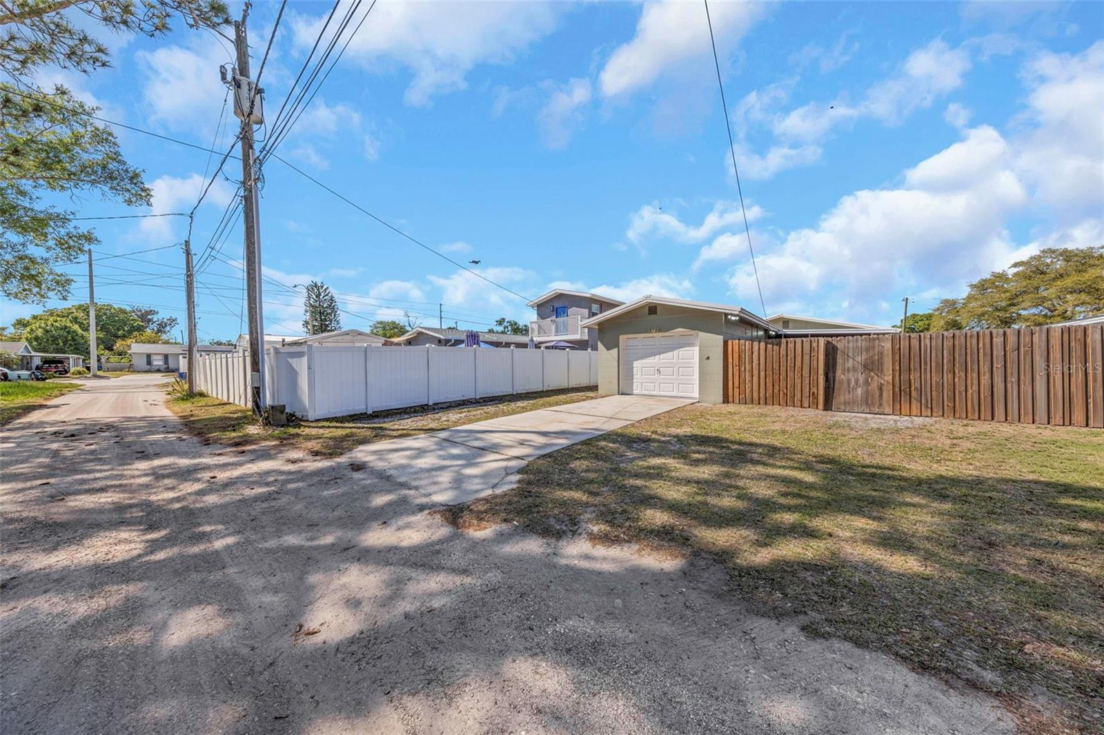 WOODBINE - Residential