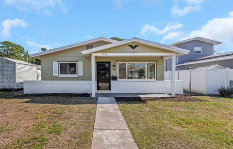 Photo of 5744 17th Avenue N, St Petersburg, FL 33710 (MLS # TB8490571)