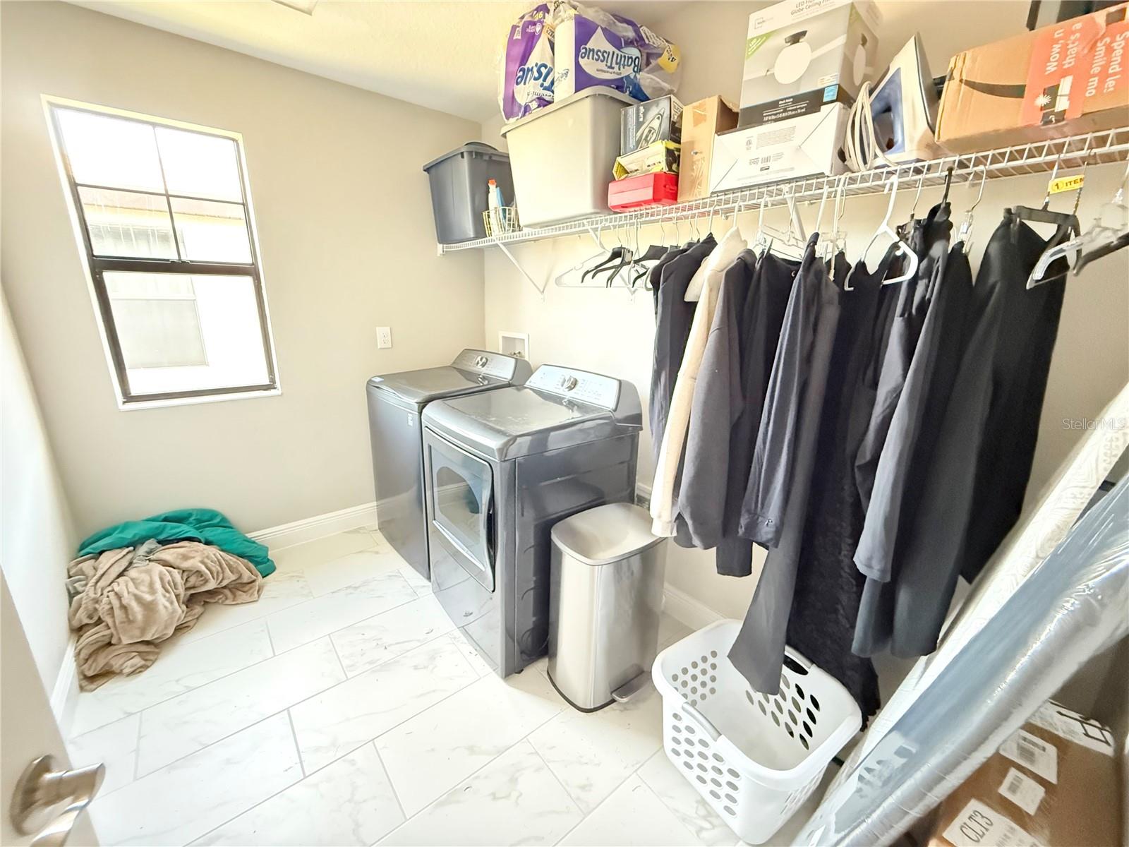 HINTON HAWKSTONE PH 1A1 - Residential