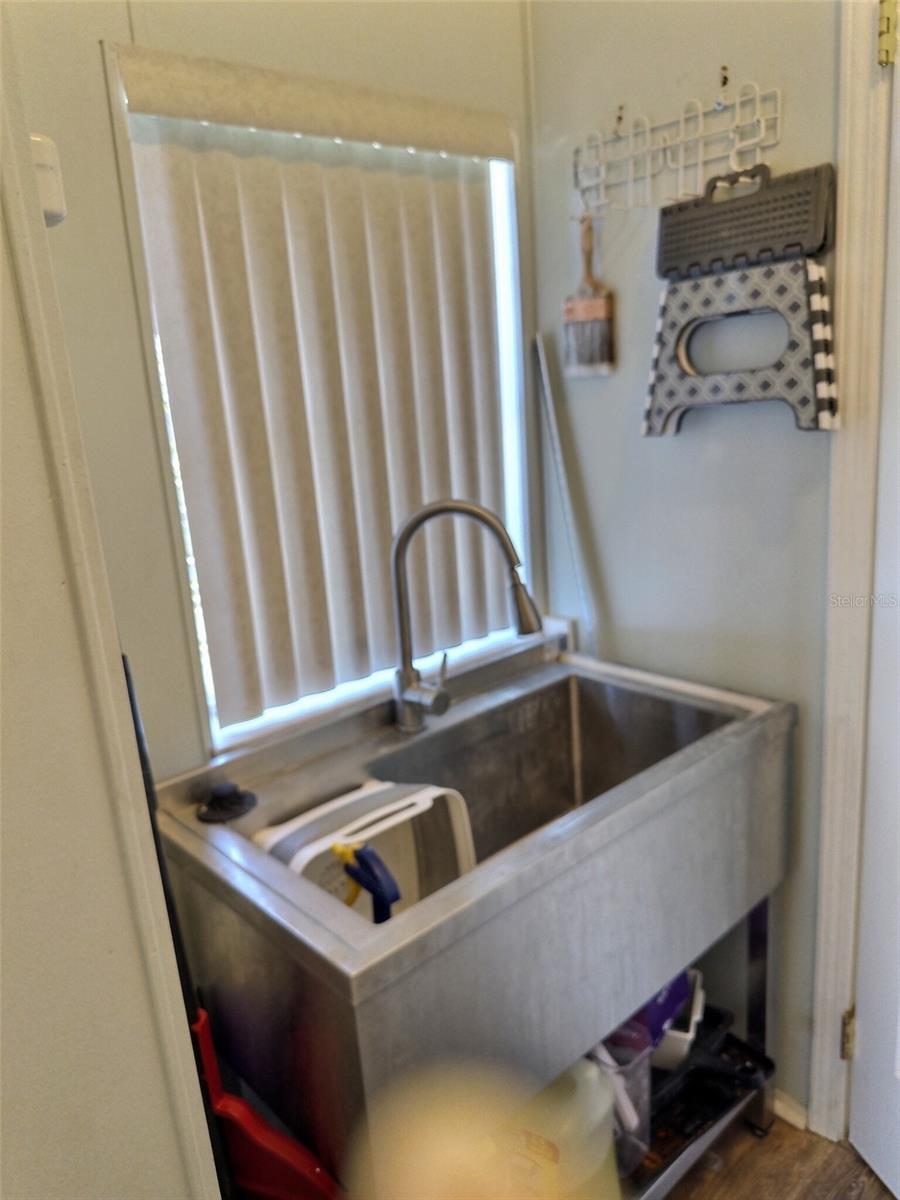 PALM HILL MOBILE HOME PARK UNREC - Residential