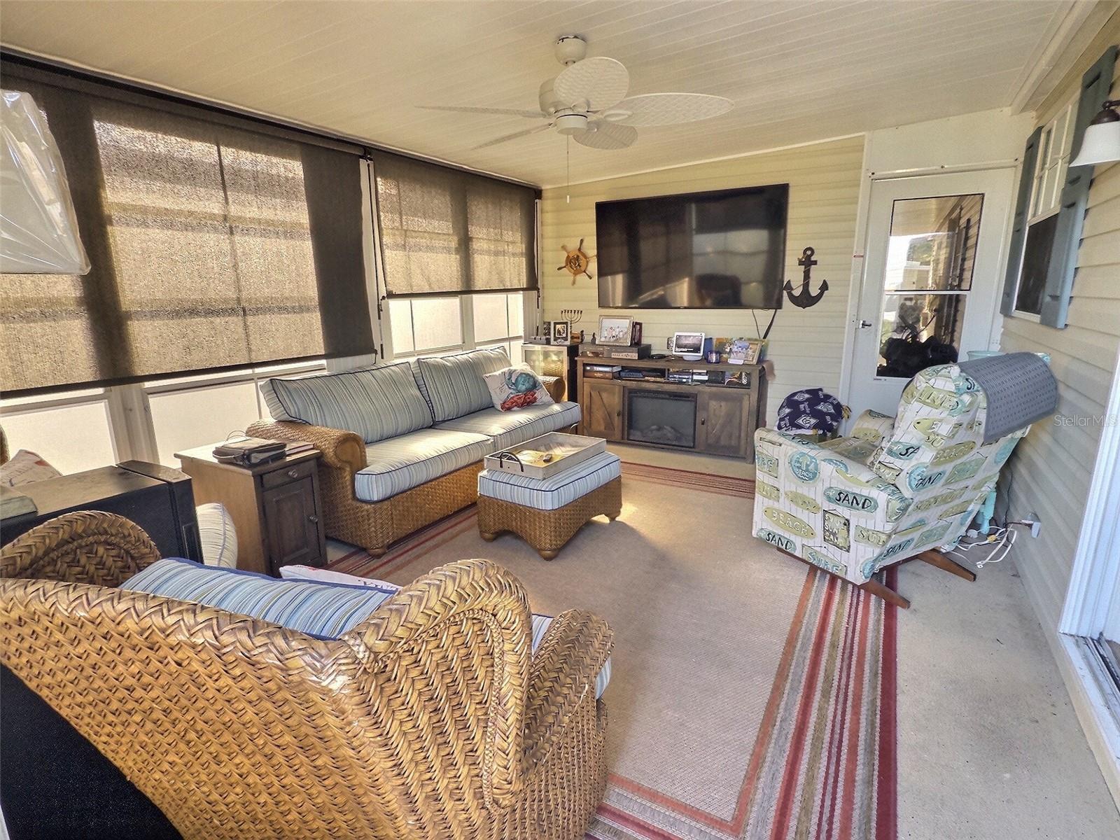 PALM HILL MOBILE HOME PARK UNREC - Residential