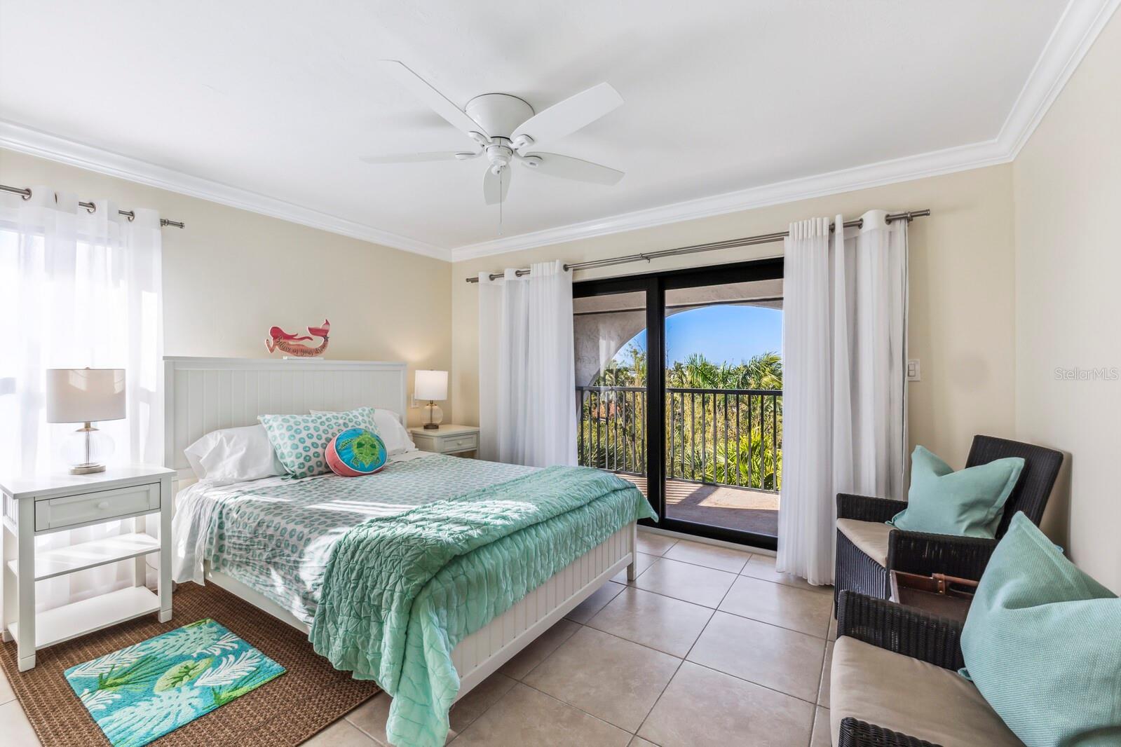 SILVER KING CONDO PH 1 - Residential