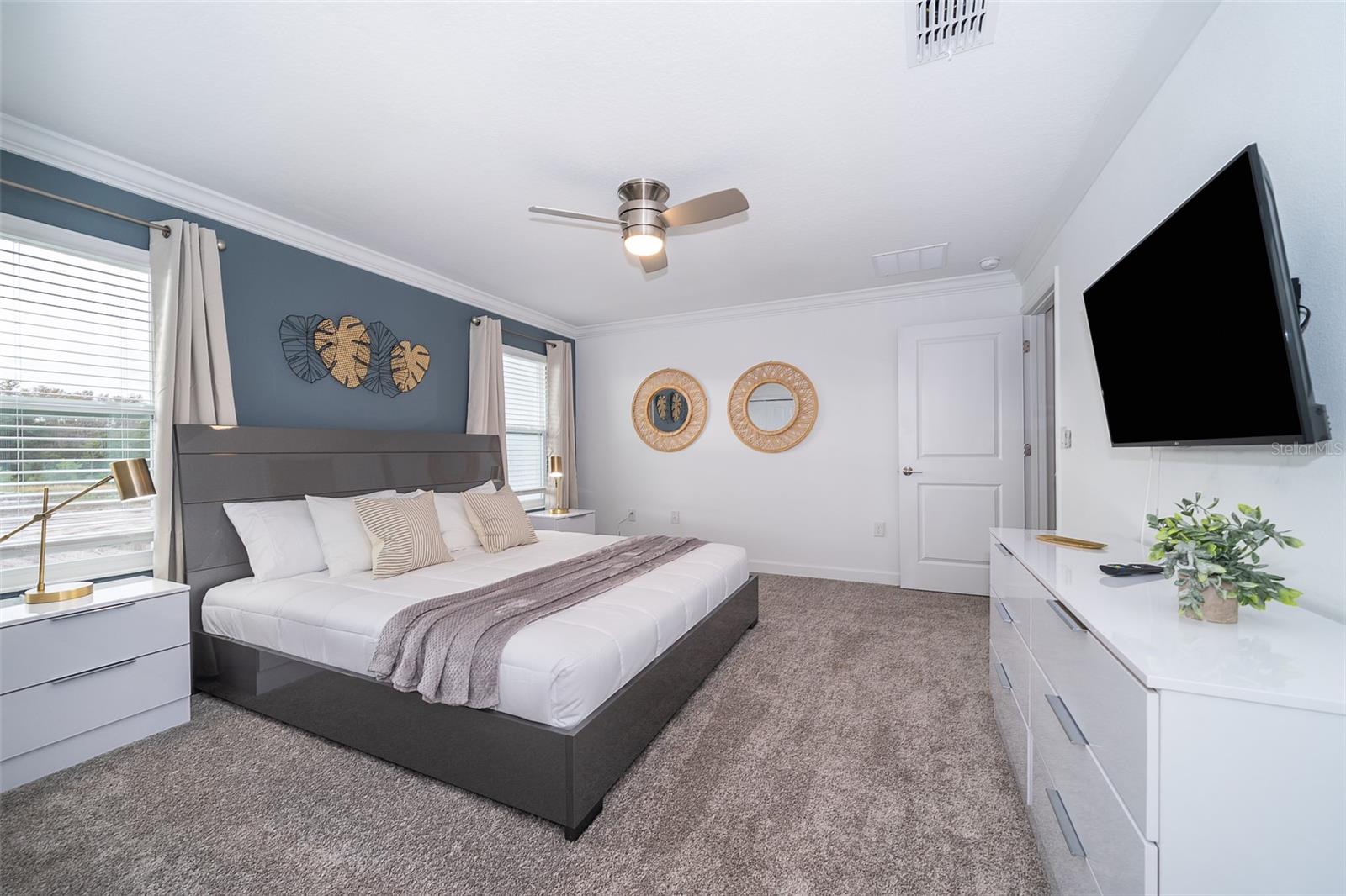 COVE AT STOREY LAKE 4 - Residential Lease