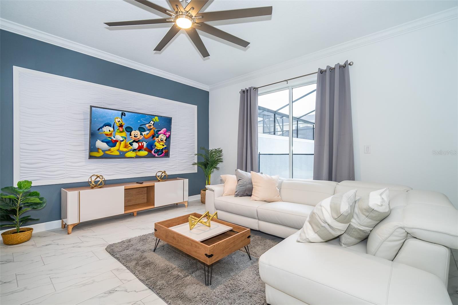 COVE AT STOREY LAKE 4 - Residential Lease