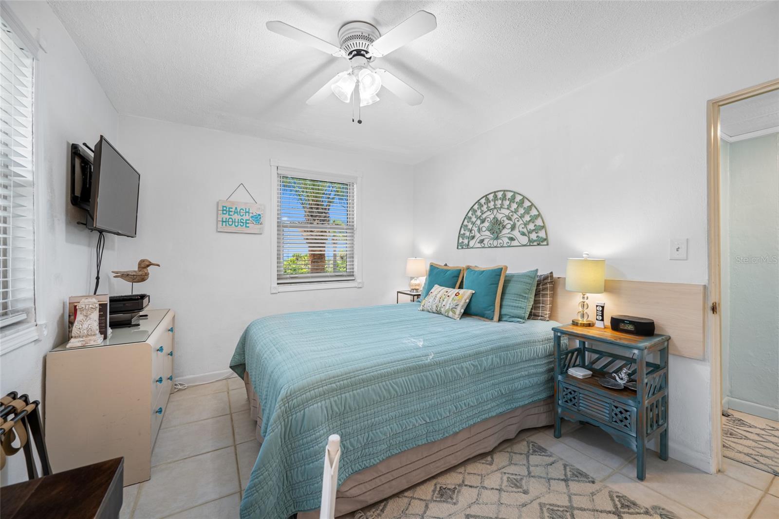 FRIENDLY NATIVE BEACH RESORT - Residential