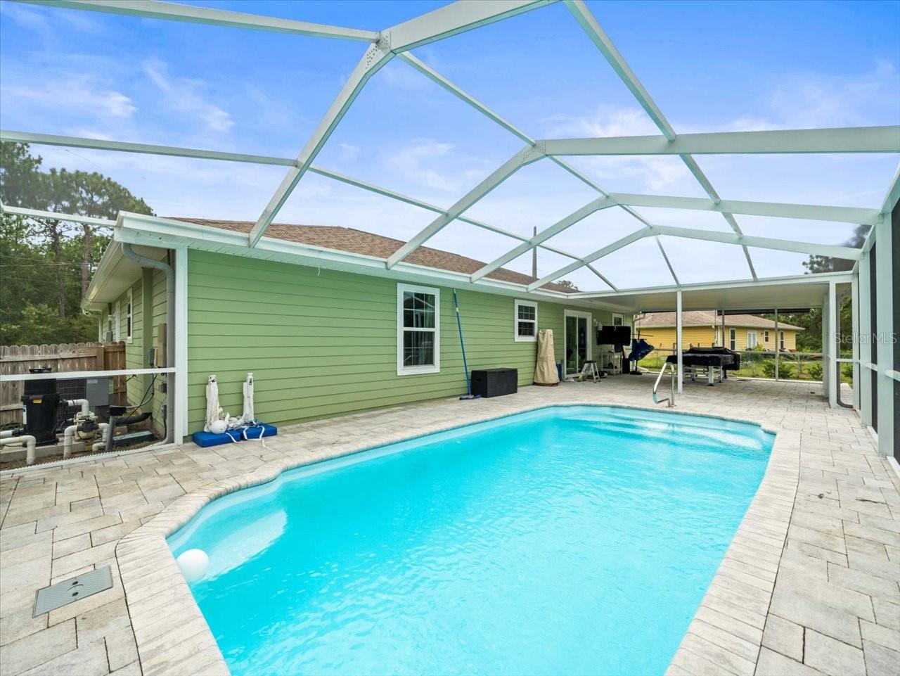 ROYAL HIGHLANDS - Residential