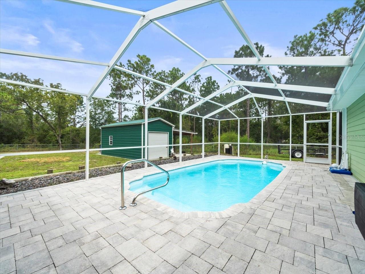 ROYAL HIGHLANDS - Residential