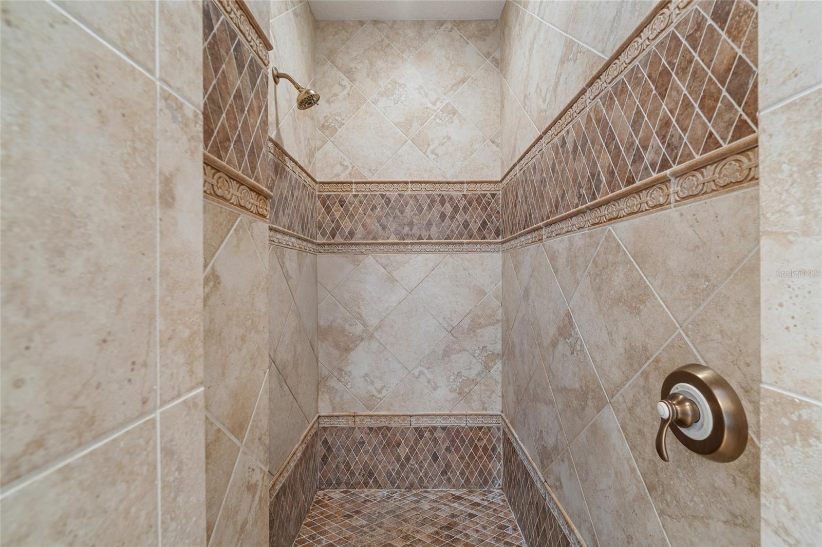 BALDWIN PARK UT 01 50 121 - Residential