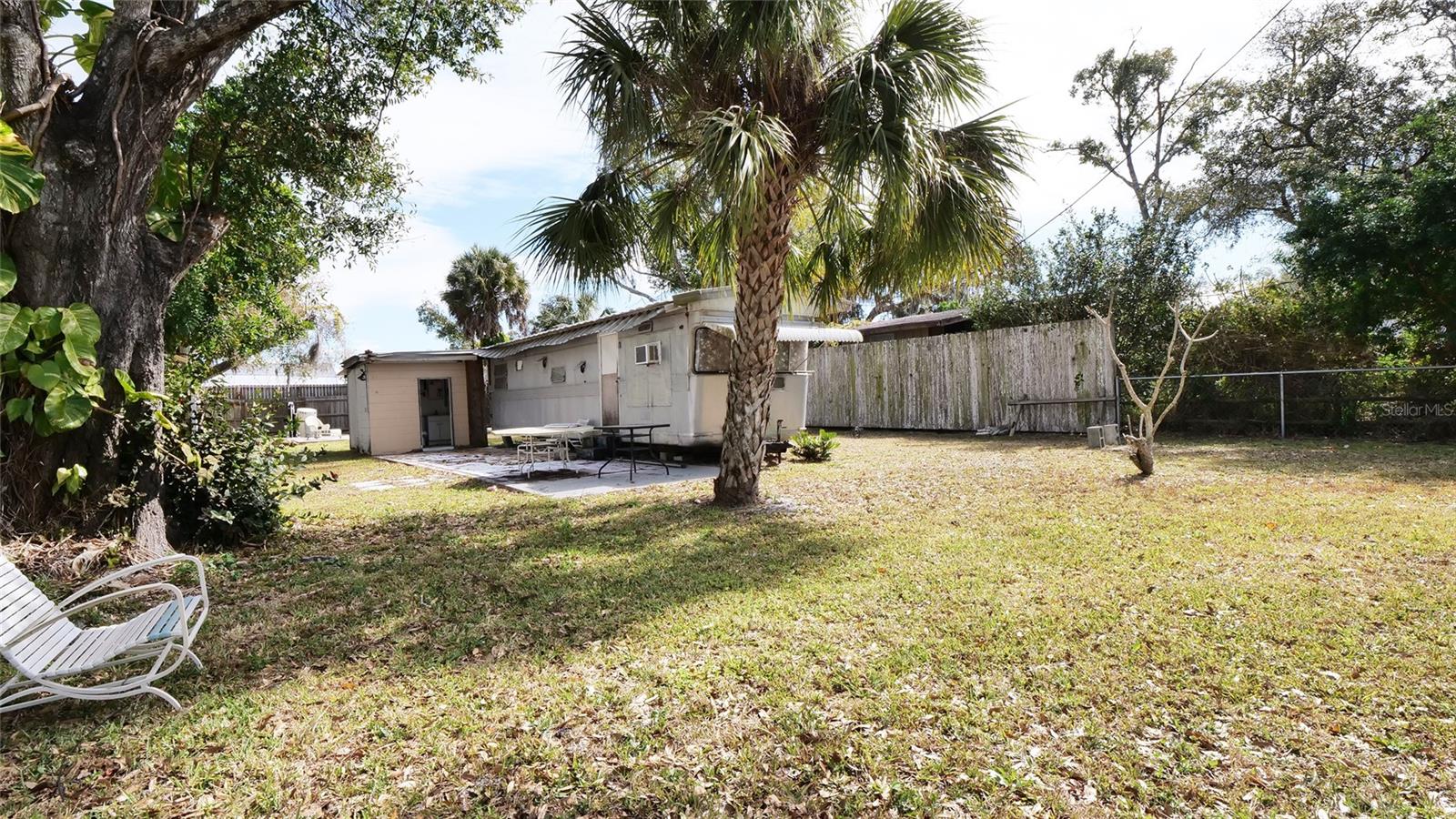 HOLLYWOOD GARDENS - Residential