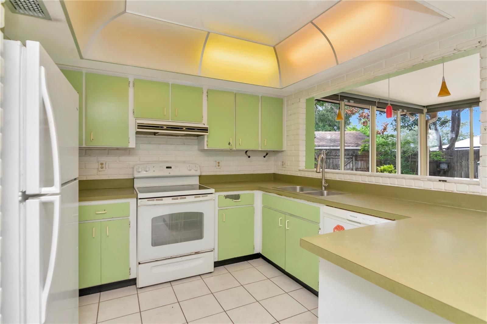 HILLSIDE UNIT 04 - Residential