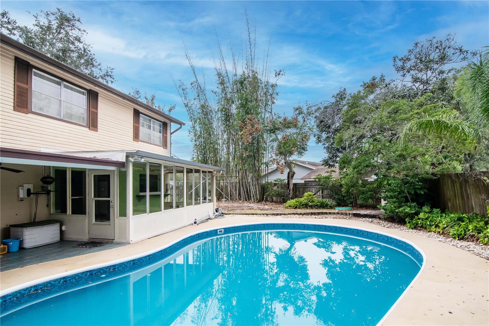 HILLSIDE UNIT 04 - Residential