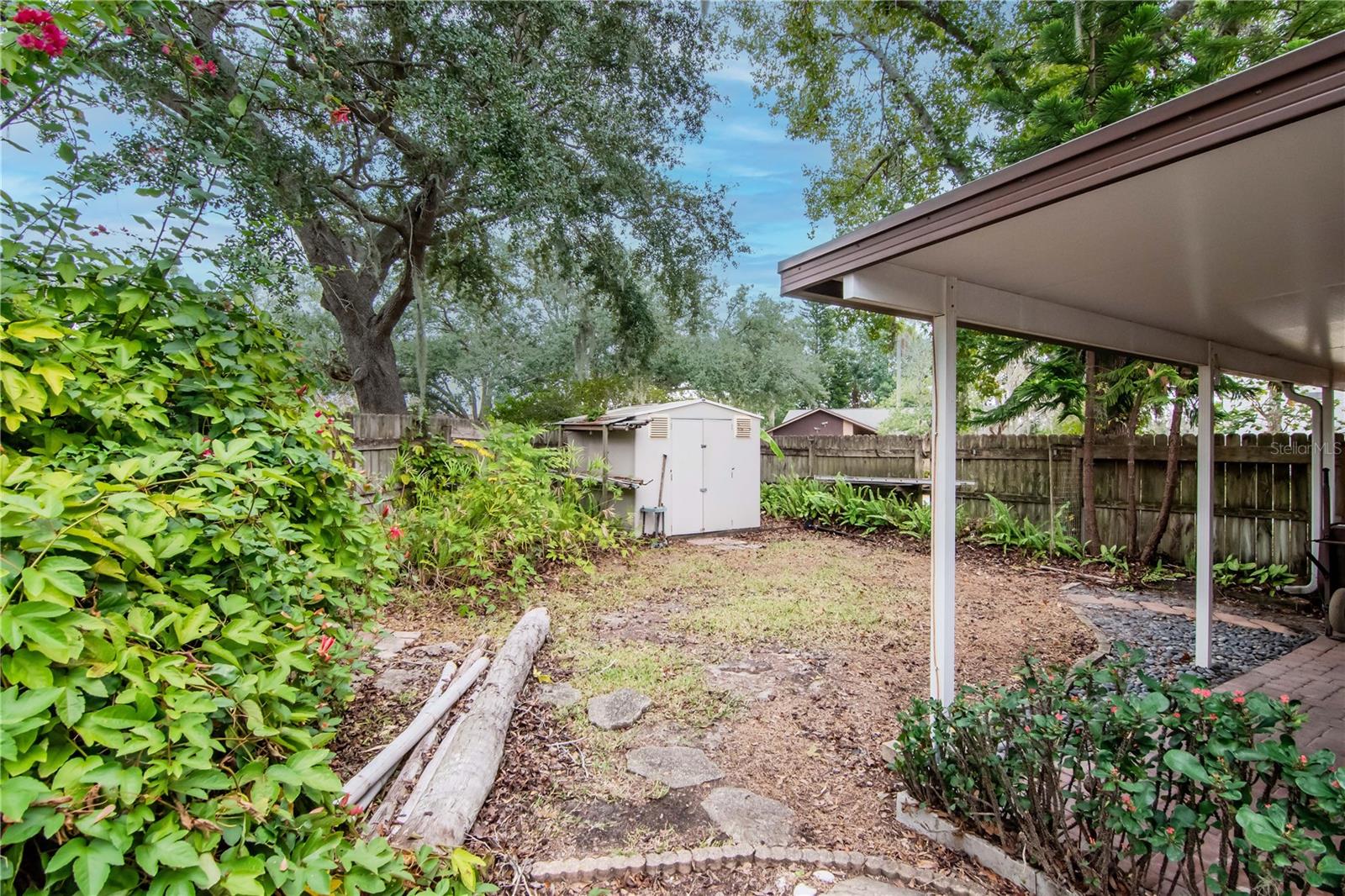 HILLSIDE UNIT 04 - Residential