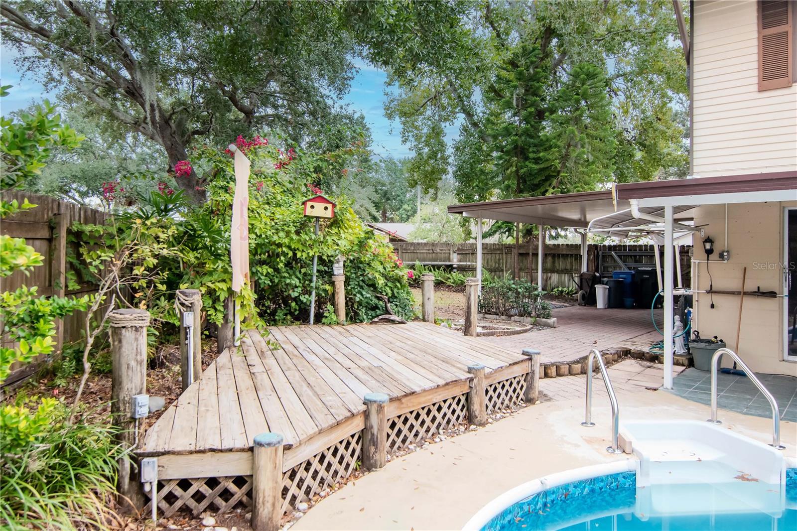 HILLSIDE UNIT 04 - Residential