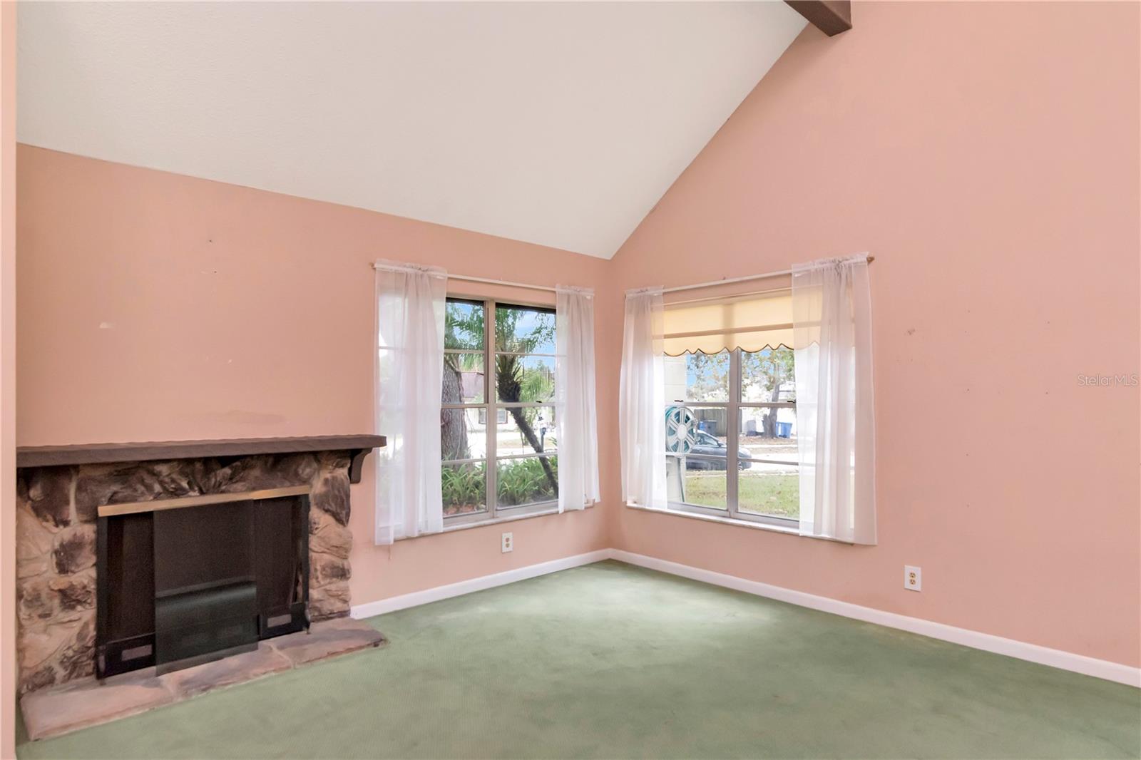 HILLSIDE UNIT 04 - Residential